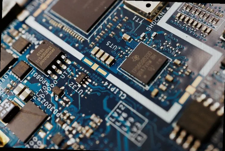 analog-devices-nears-bln-deal-4870