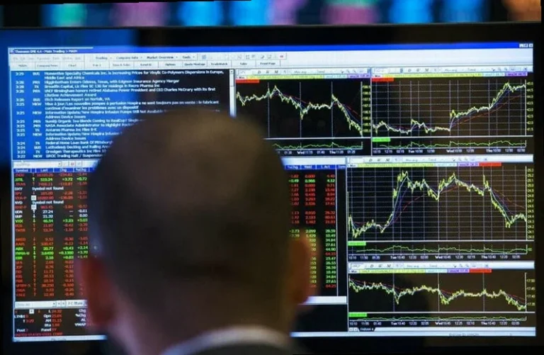 aperture-closes-102-million-ipo-ccc8
