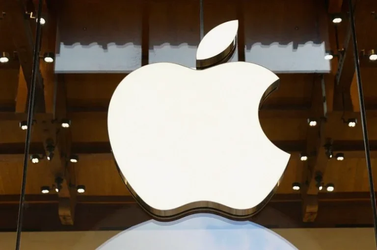 apple-explores-using-intel-samsung-4294