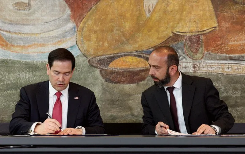 armenia-sign-strategic-partnership-agreement-7654