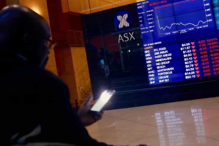 australia-stocks-lower-close-trade-85f0