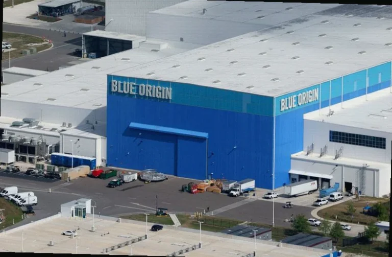 blue-origin-expand-florida-campus-7345