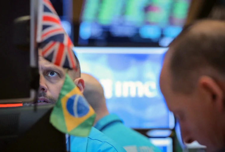 brazil-stocks-higher-close-trade-b6a5
