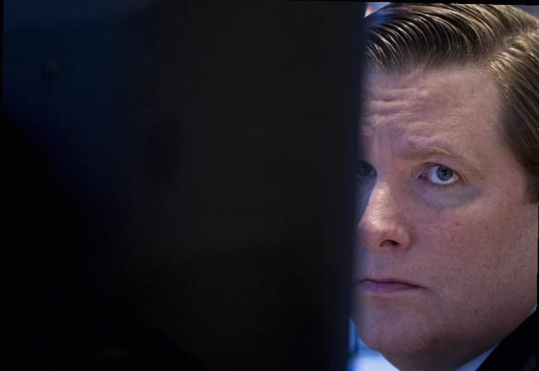 canada-stocks-lower-close-trade-83ef