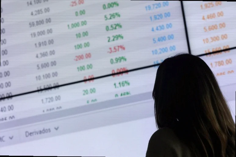 colombia-stocks-higher-close-trade-c651