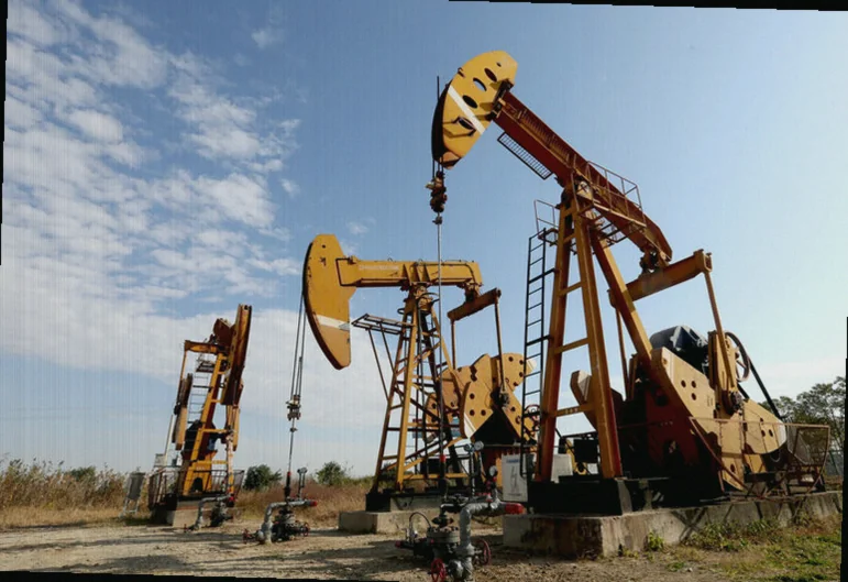 crux-secures-500-million-debt-347c