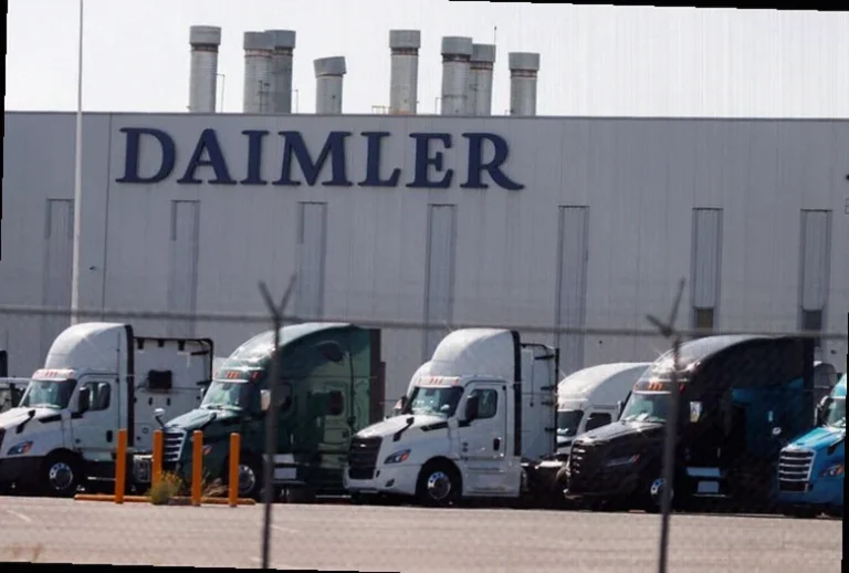 daimler-truck-operating-profit-halves-77bc