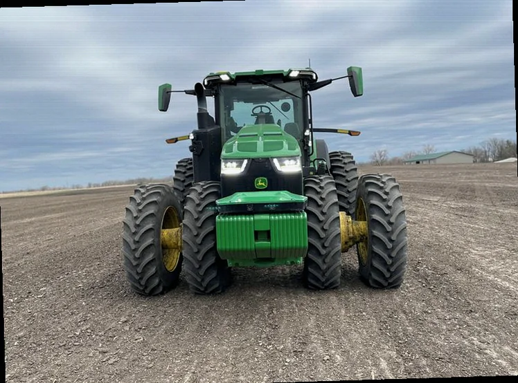 deere-second-quarter-profit-falls-25a6