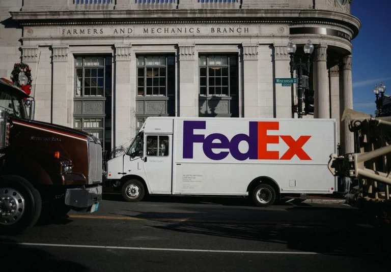 fedex-offer-shareholders-one-fedex-0003