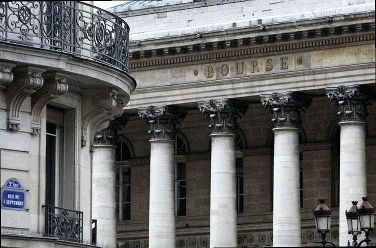france-stocks-higher-close-trade-b6cc