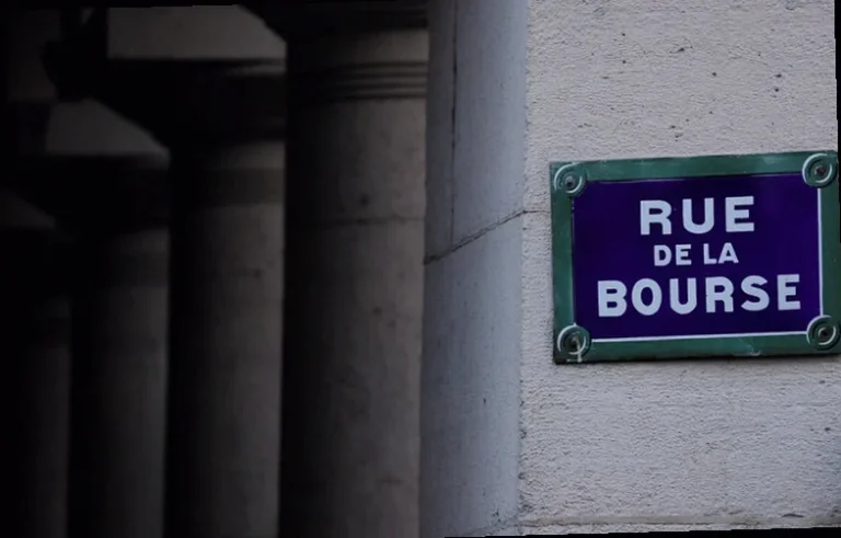 france-stocks-lower-close-trade-fc55