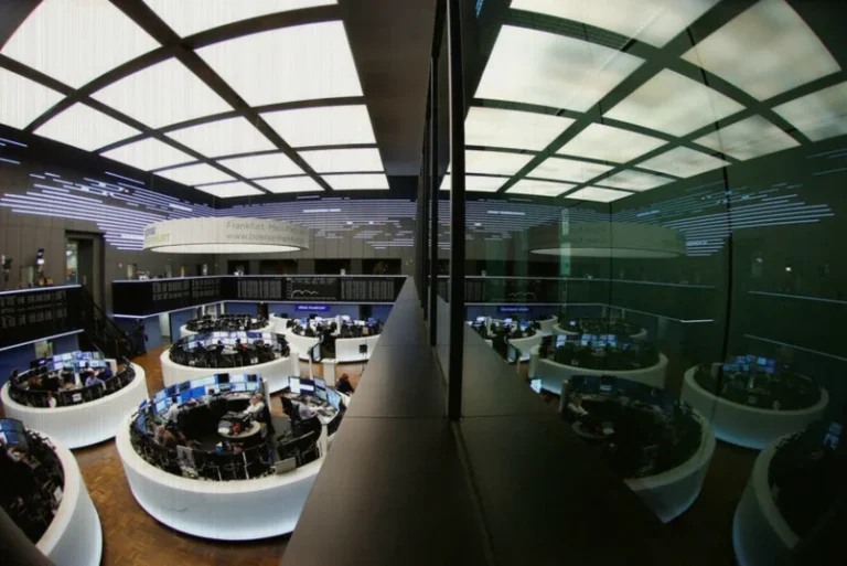 germany-stocks-higher-close-trade-76d9