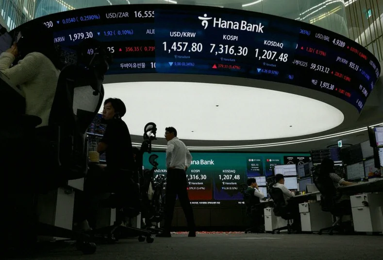 hedge-funds-record-decade-high-7045