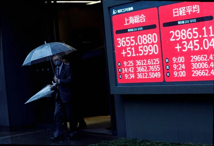 japan-stocks-lower-close-trade-d43d