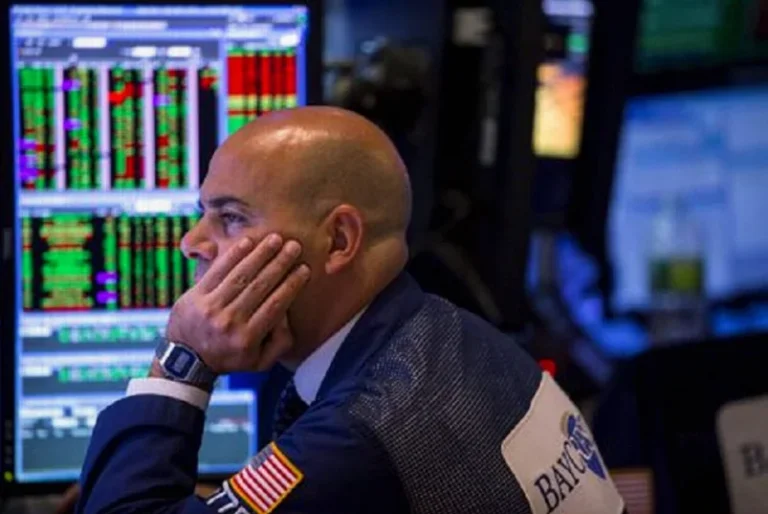 netherlands-stocks-lower-close-trade-5388