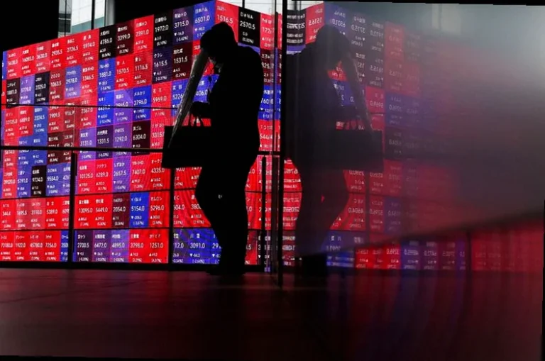 oil-rises-stocks-mixed-strikes-9bfe