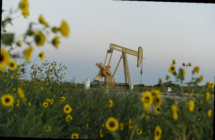shale-producer-devon-energy-approves-b945