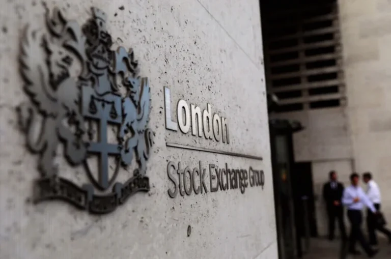 stocks-lower-close-trade-investing-8cf2