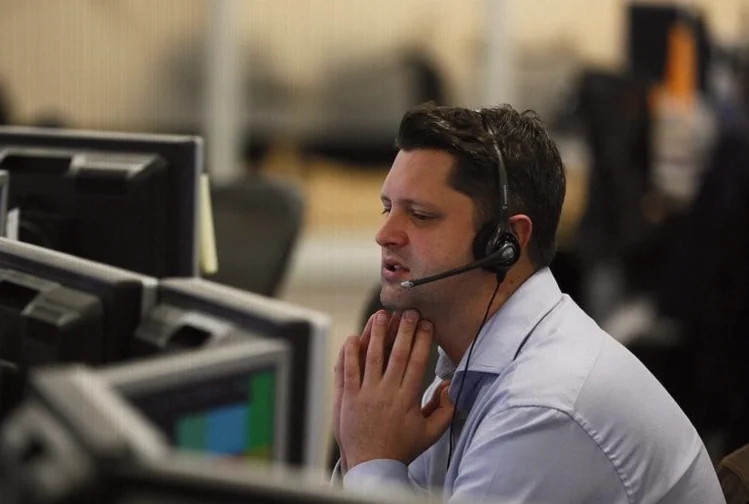 teleperformance-stock-jumps-bond-refinancing-bb43