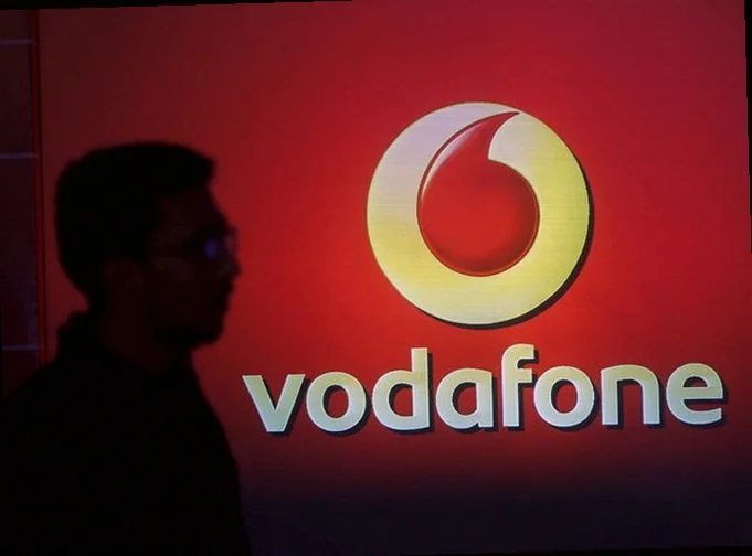 vodafone-buy-out-hutchison-stake-1882