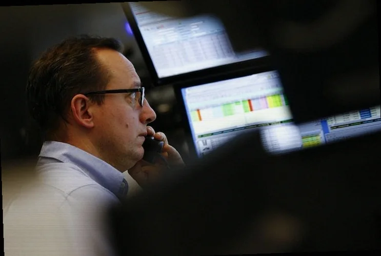 why-eutelsat-stock-slipping-today-371a
