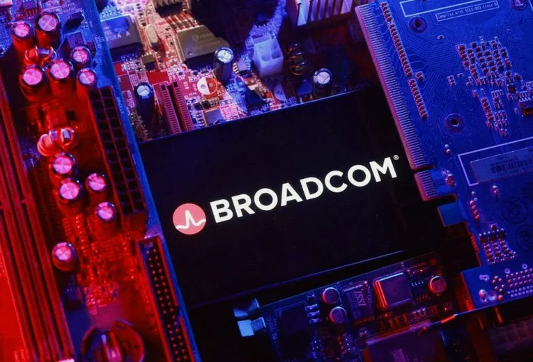 broadcom-tumbles-revenue-miss-clouds-06b0