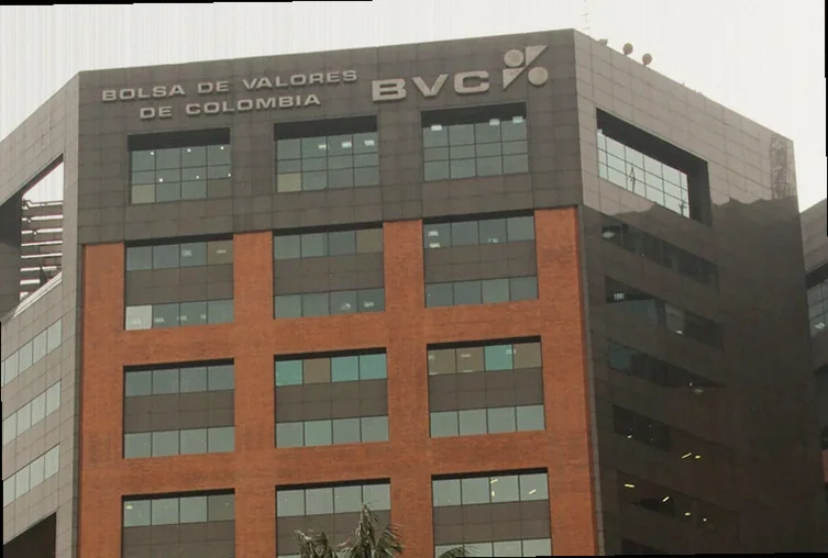 colombia-stocks-higher-close-trade-8497