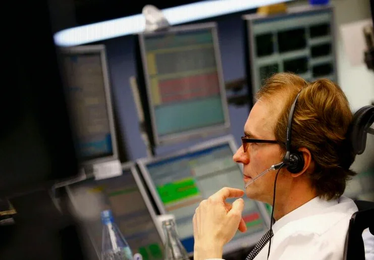 high-roller-technologies-stock-jumps-b29b