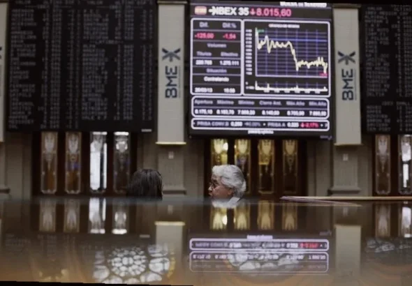 spain-stocks-higher-close-trade-a6c0