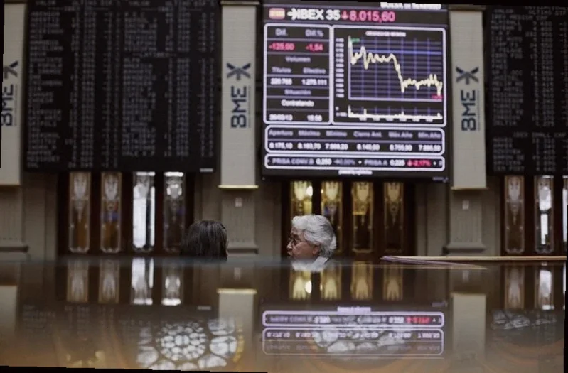 spain-stocks-higher-close-trade-a6c0