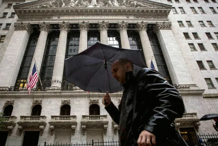 stocks-lower-close-trade-dow-e615