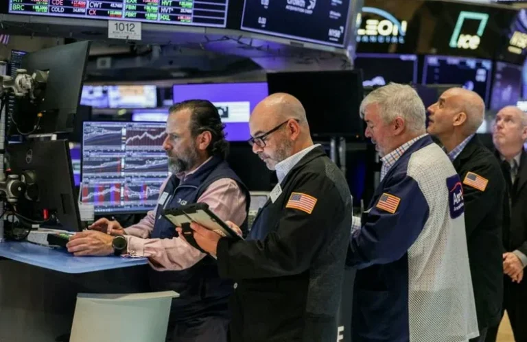 wall-street-slips-open-after-e93c