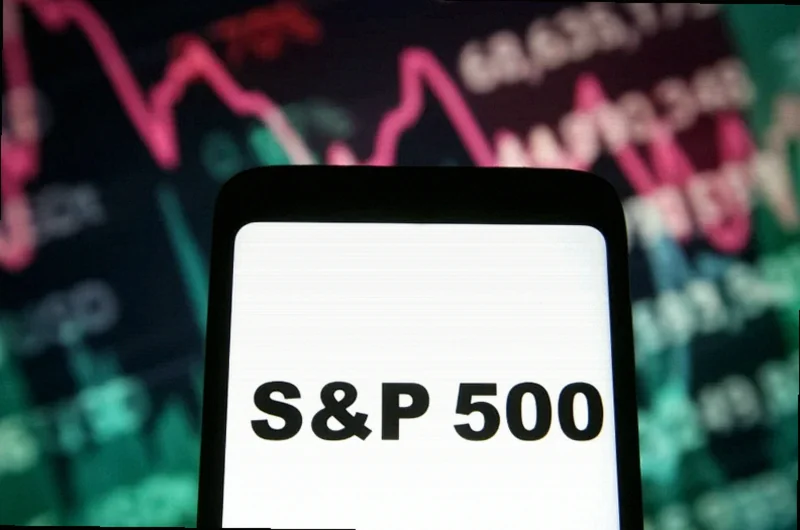 why-crowdstrike-stock-tumbling-today-2618