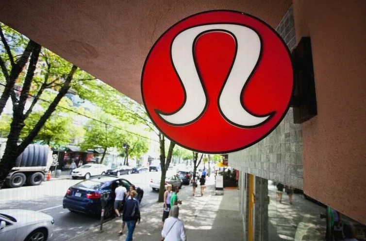 why-lululemon-stock-tumbling-today-2ae6